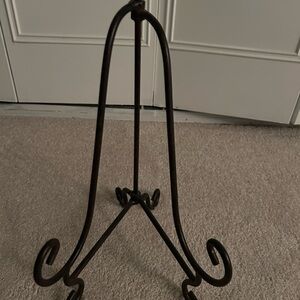 Decorative Metal Easel Stand